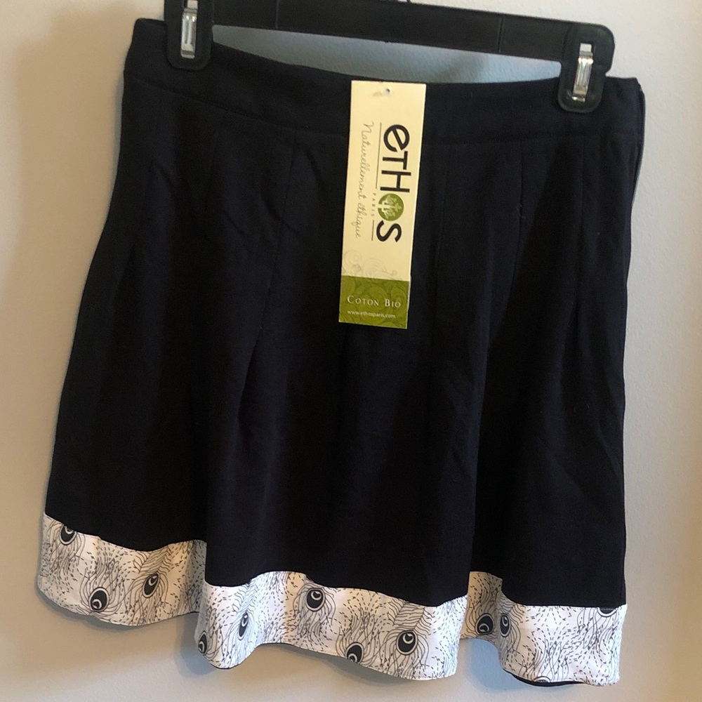 ETHOS Black & White Mini Skirt, Small